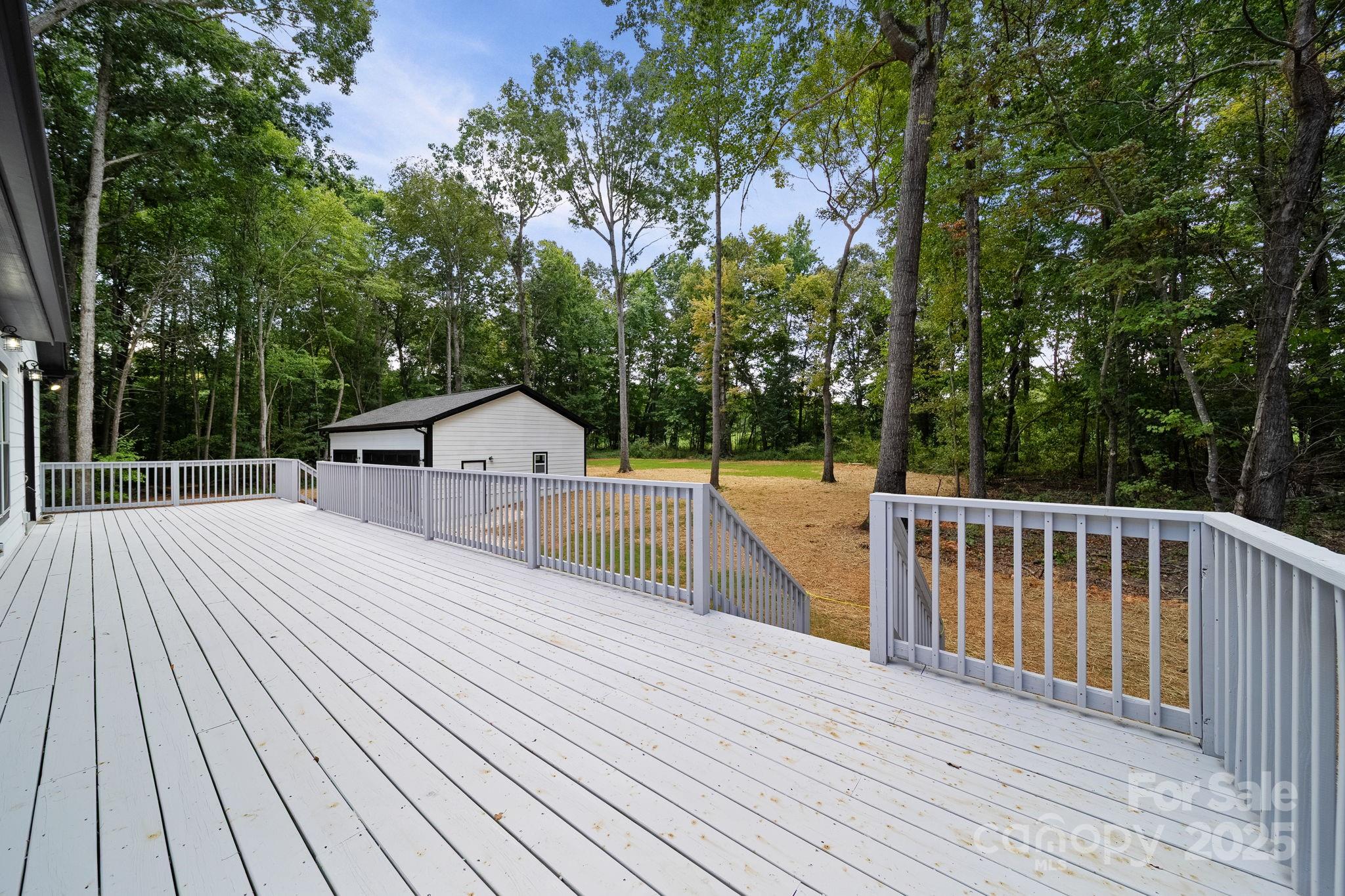 4460 R L Lane Midland NC 28107
