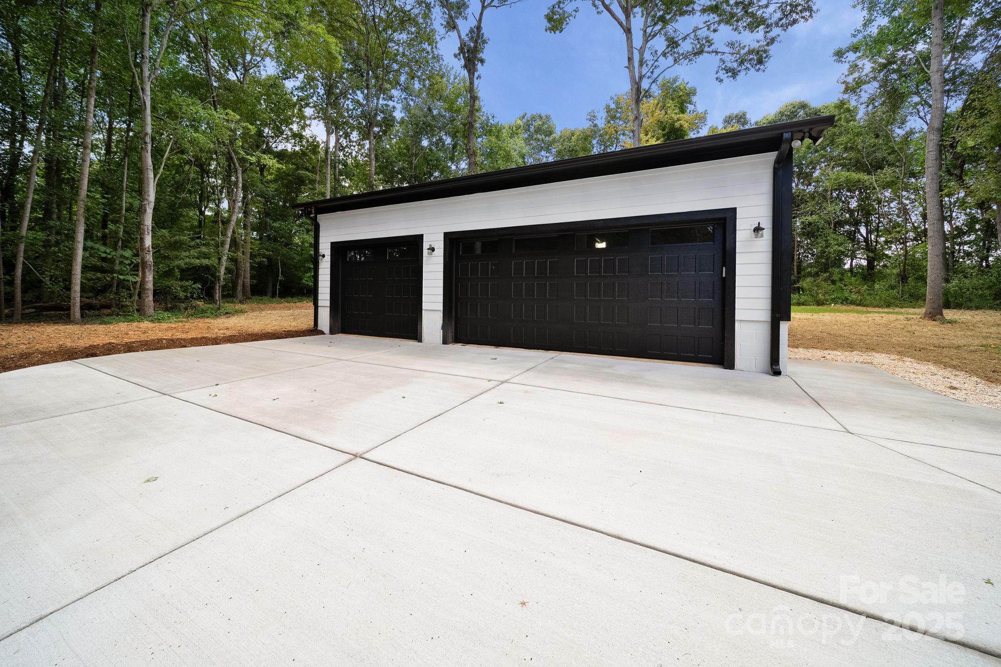 4460 R L Lane Midland NC 28107