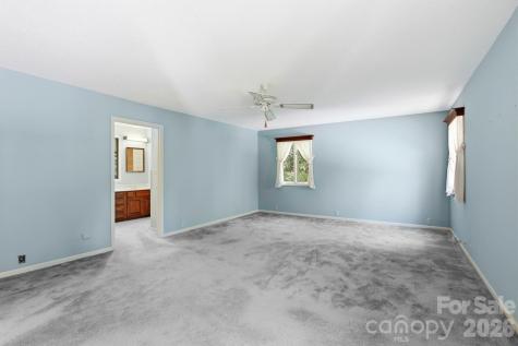 427 Wingfield Way Brevard NC 28712