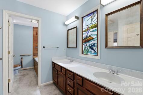 427 Wingfield Way Brevard NC 28712