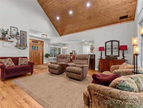 3094 Connestee Trail Brevard NC 28712