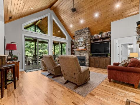 3094 Connestee Trail Brevard NC 28712