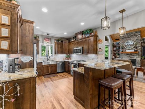 3094 Connestee Trail Brevard NC 28712
