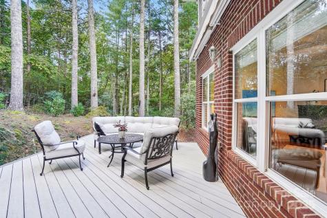 15 Madelyn Lane Fairview NC 28730