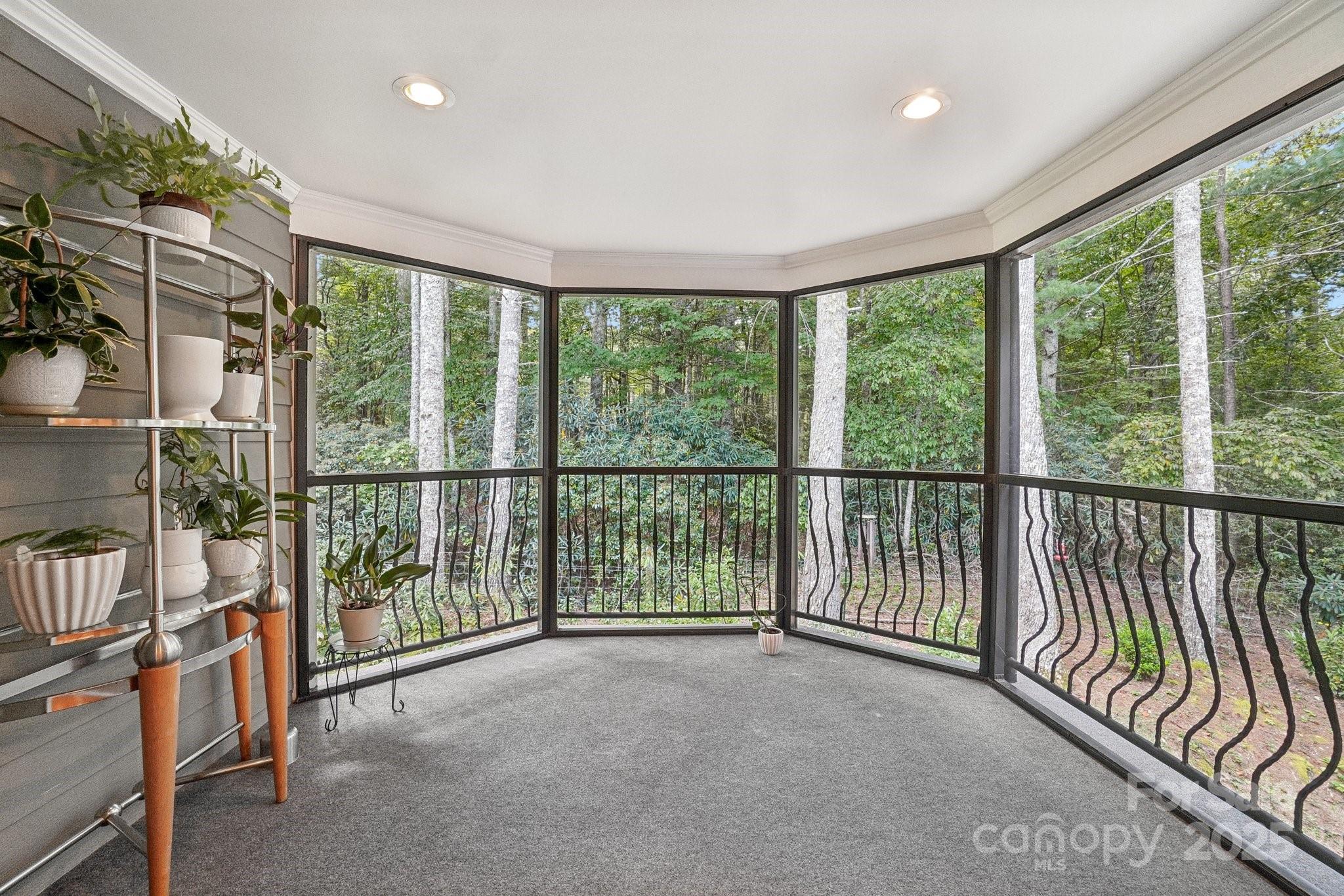 15 Madelyn Lane Fairview NC 28730