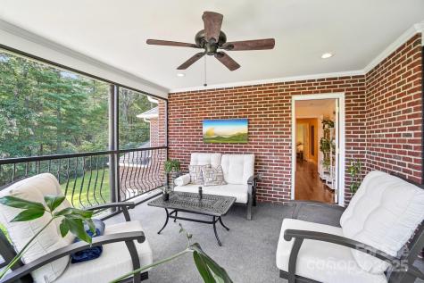 15 Madelyn Lane Fairview NC 28730