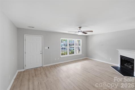 7709 Petrea Lane Charlotte NC 28227