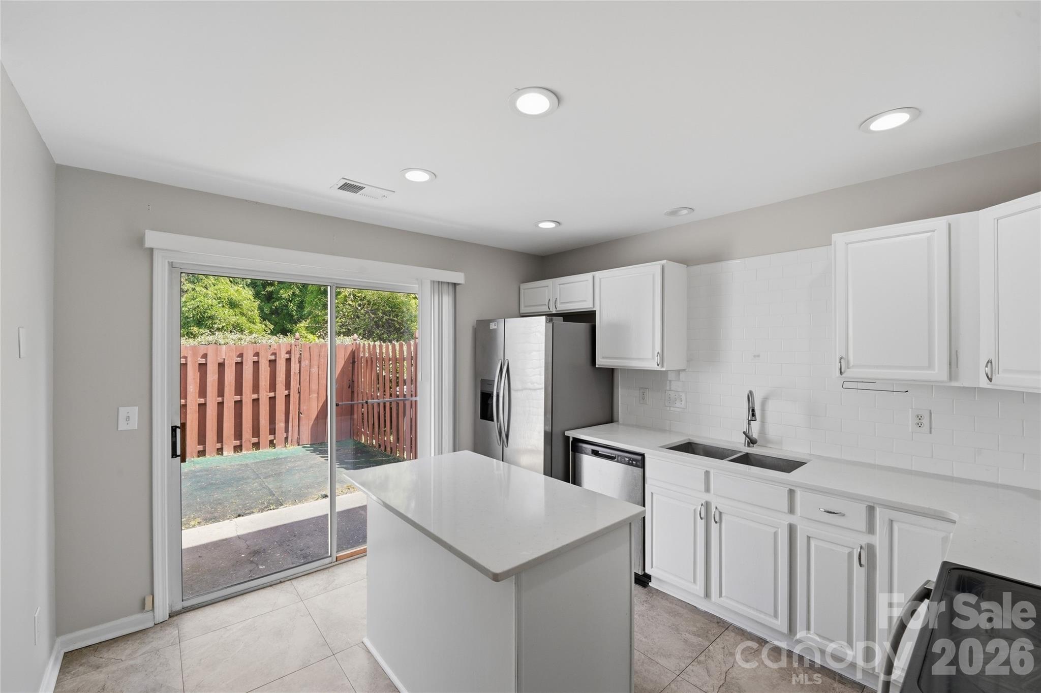 7709 Petrea Lane Charlotte NC 28227
