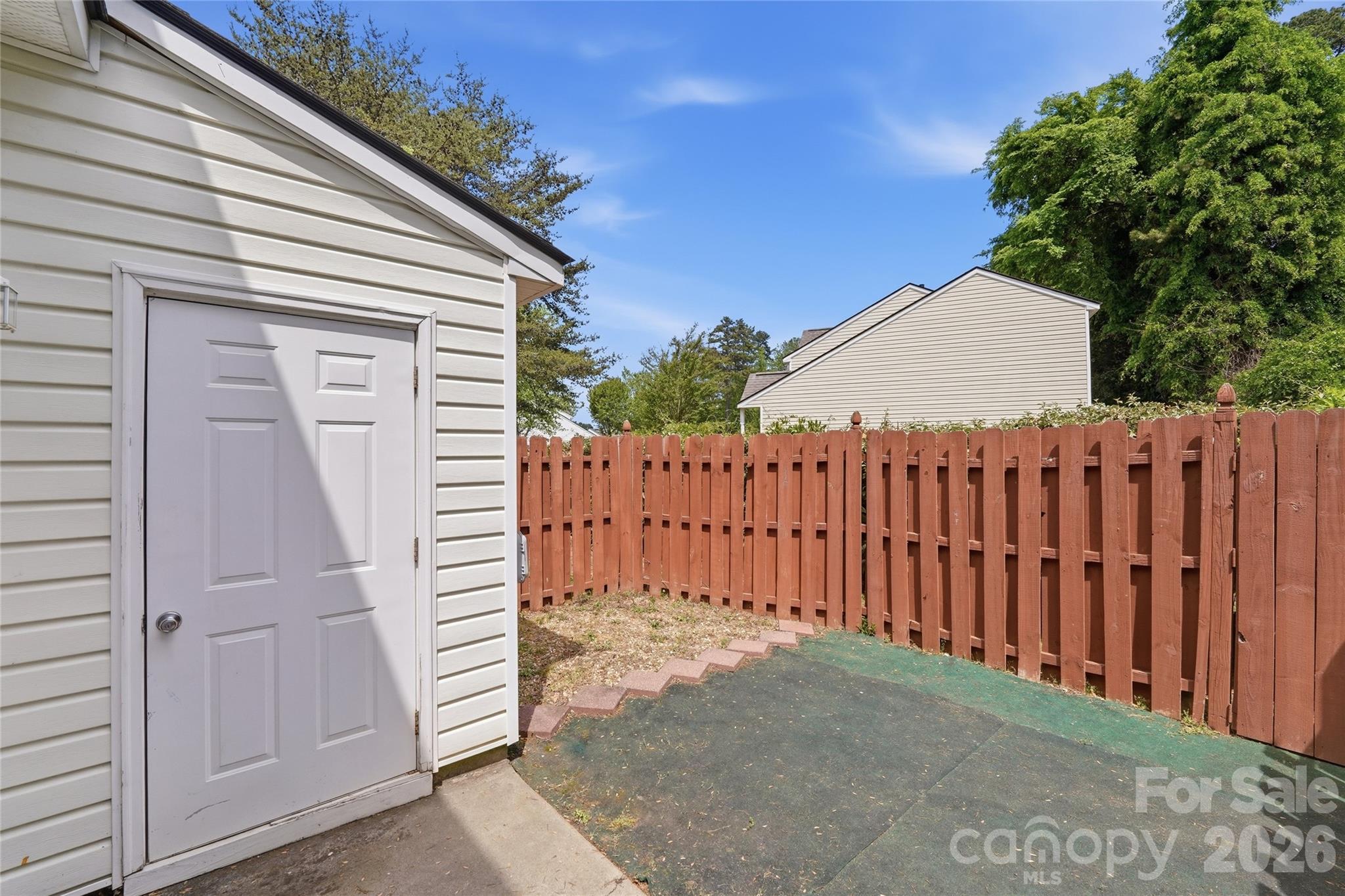 7709 Petrea Lane Charlotte NC 28227