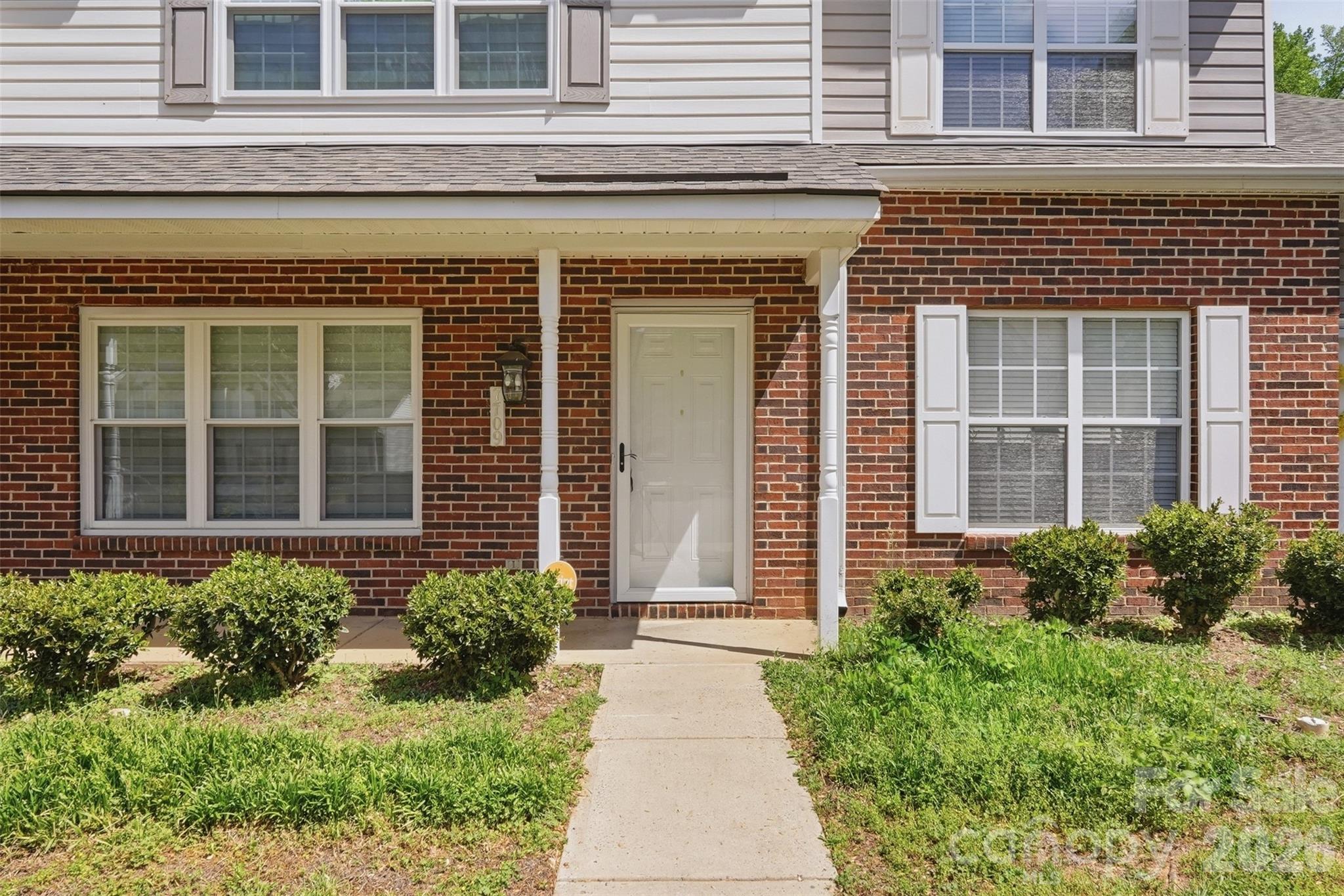 7709 Petrea Lane Charlotte NC 28227