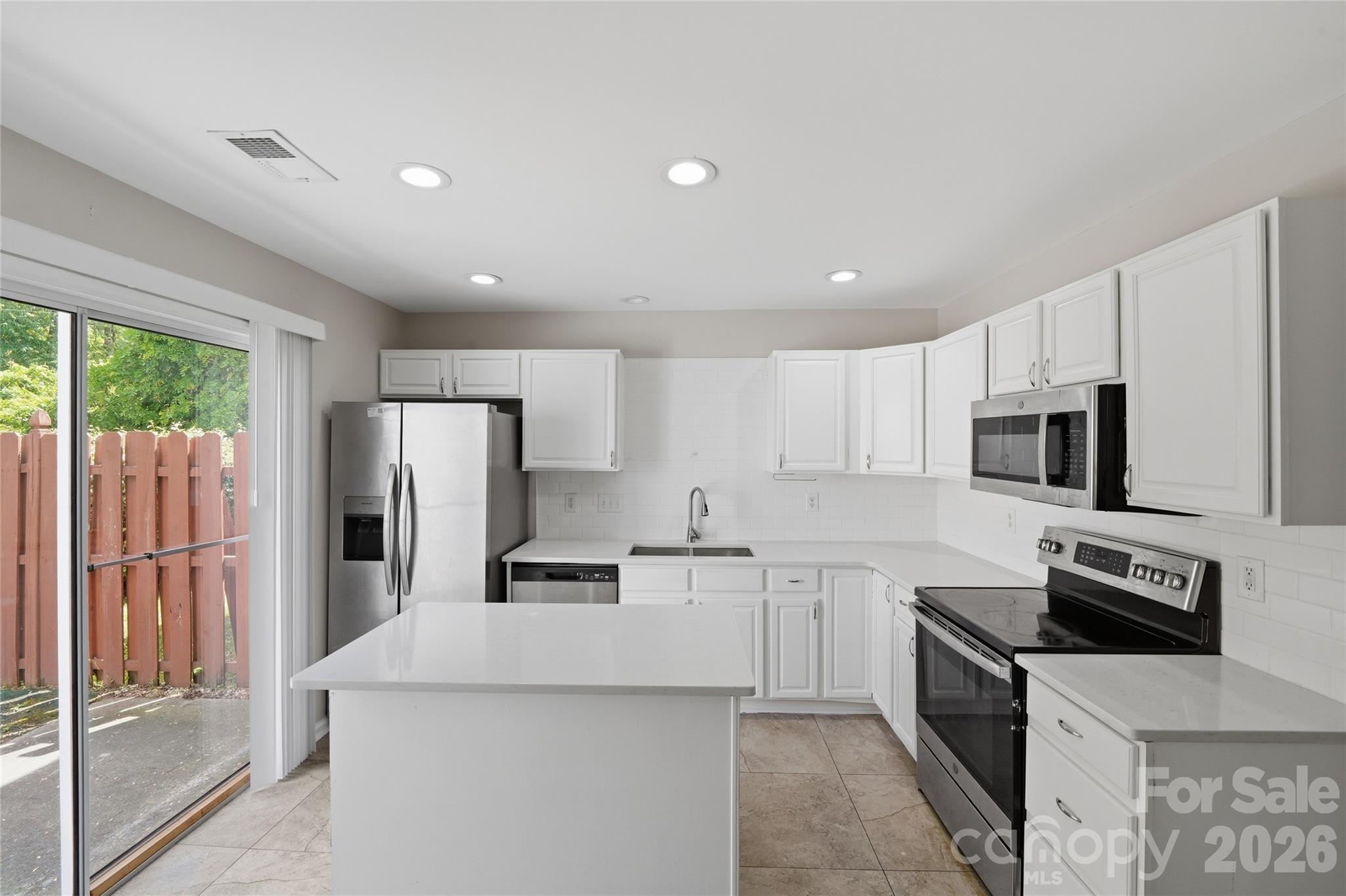 7709 Petrea Lane Charlotte NC 28227