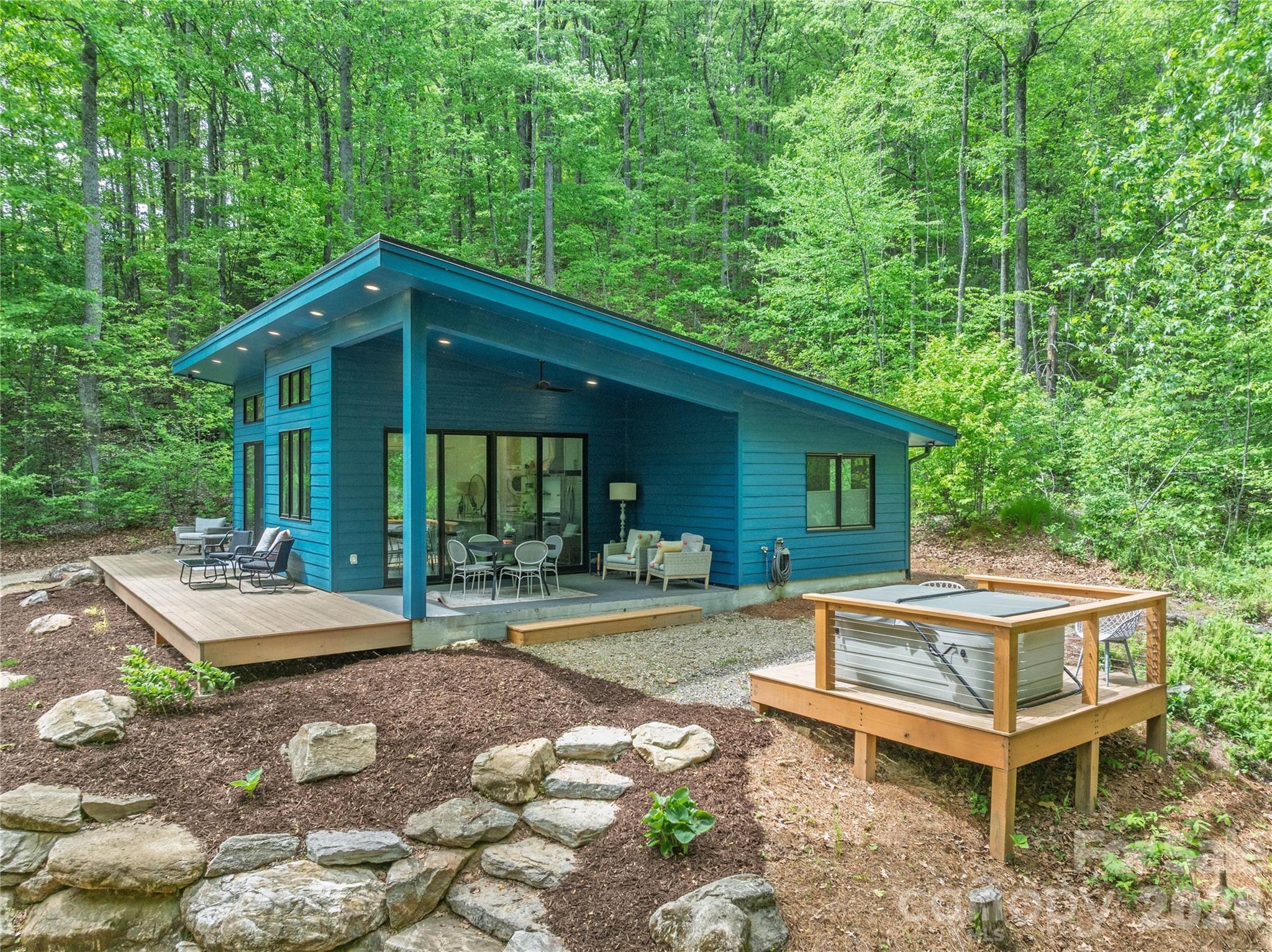 808 Mountain Cove Road Hendersonville NC 28792