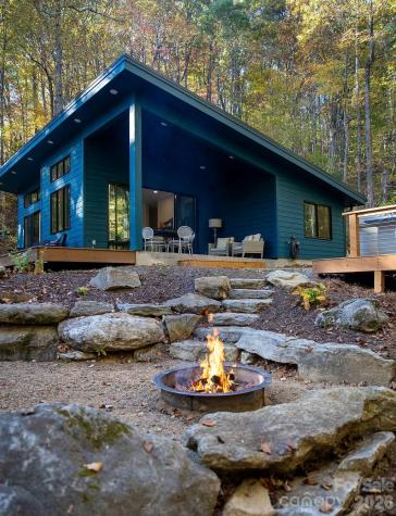 808 Mountain Cove Road Hendersonville NC 28792
