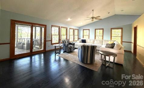 42484 Moonshine Drive New London NC 28127
