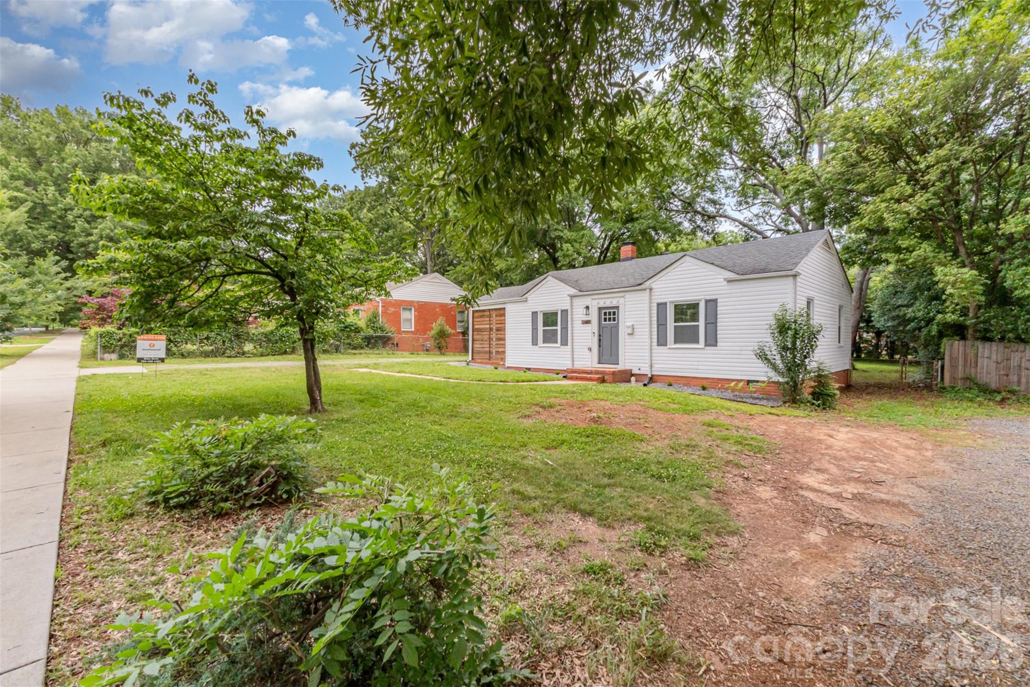 2601 Ashley Road Charlotte NC 28208