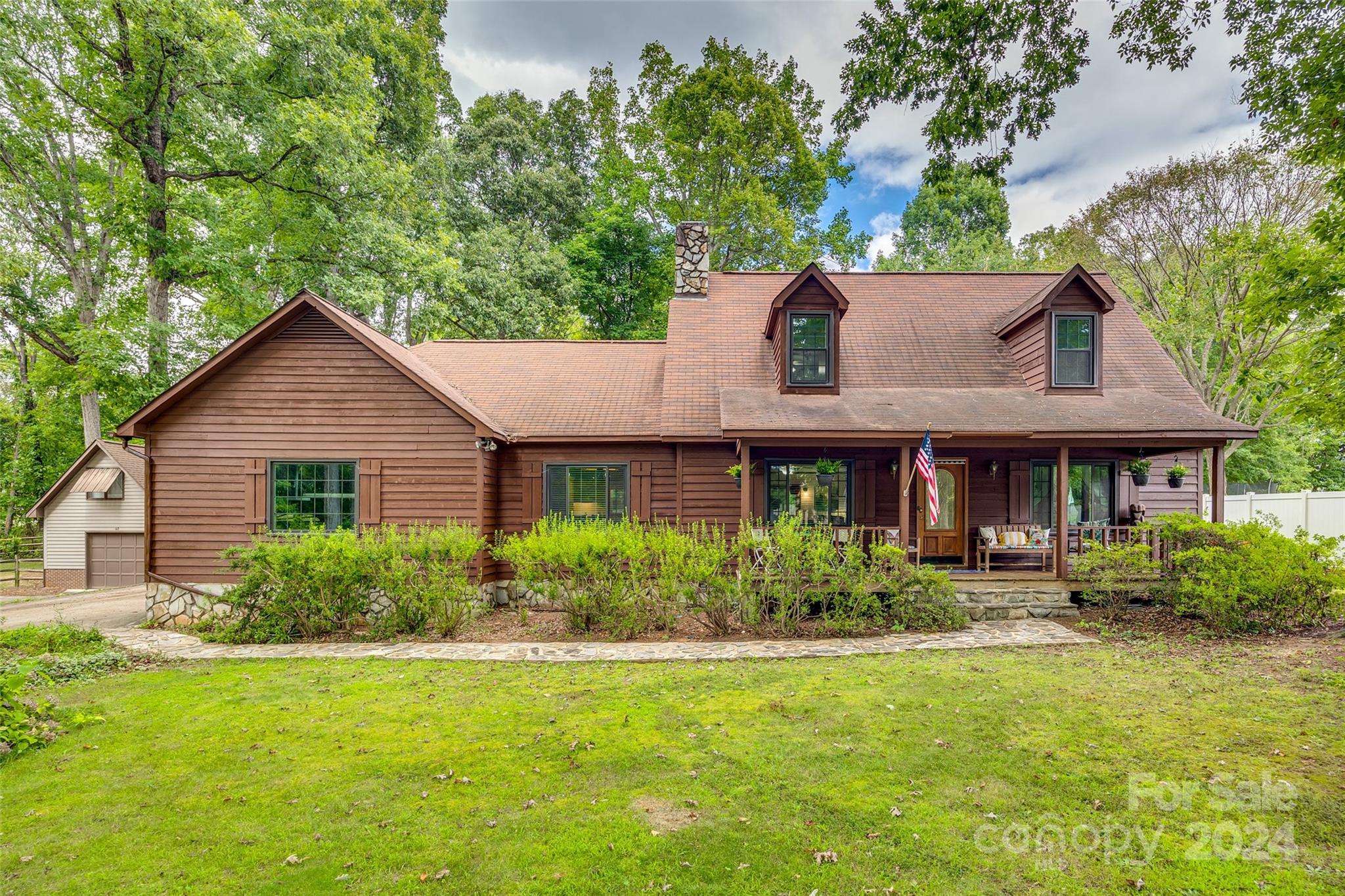 136 Webbed Foot Road Mooresville NC 28117