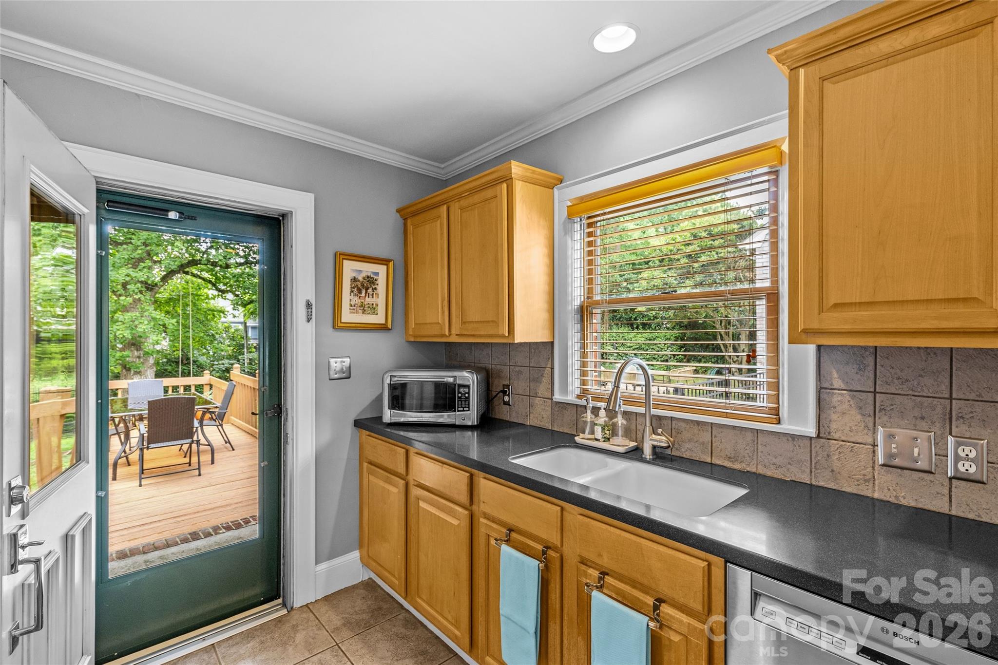 2005 Scott Avenue Charlotte NC 28203