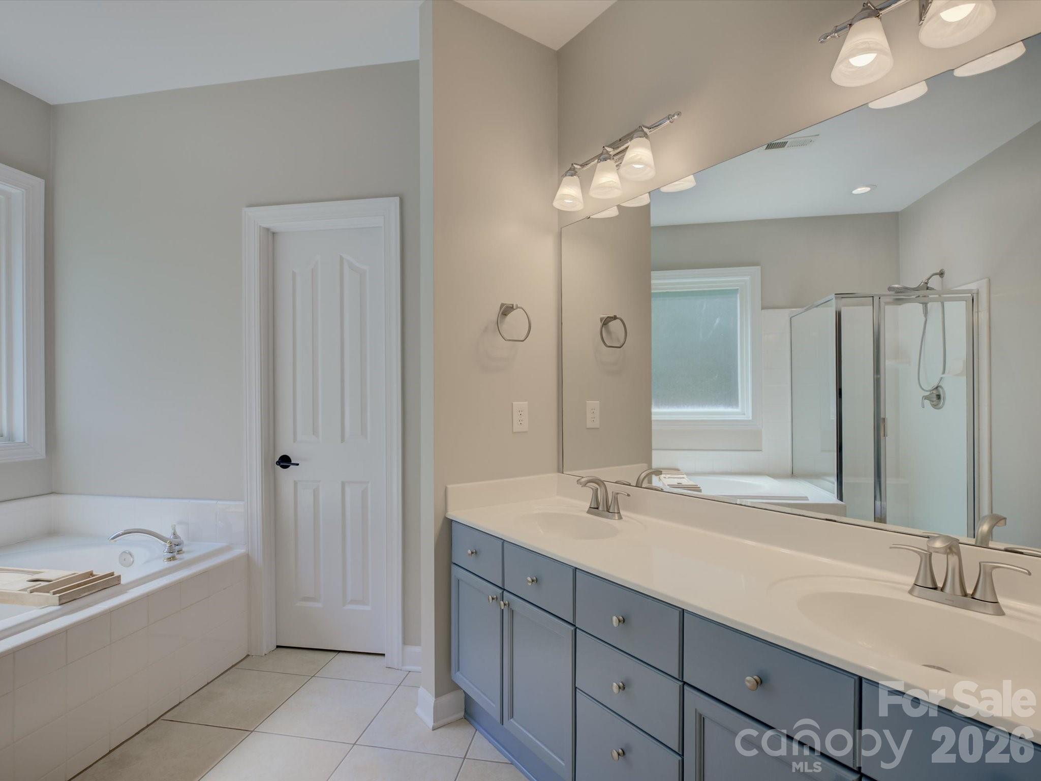 10907 Mcalpine Valley Court Charlotte NC 28277