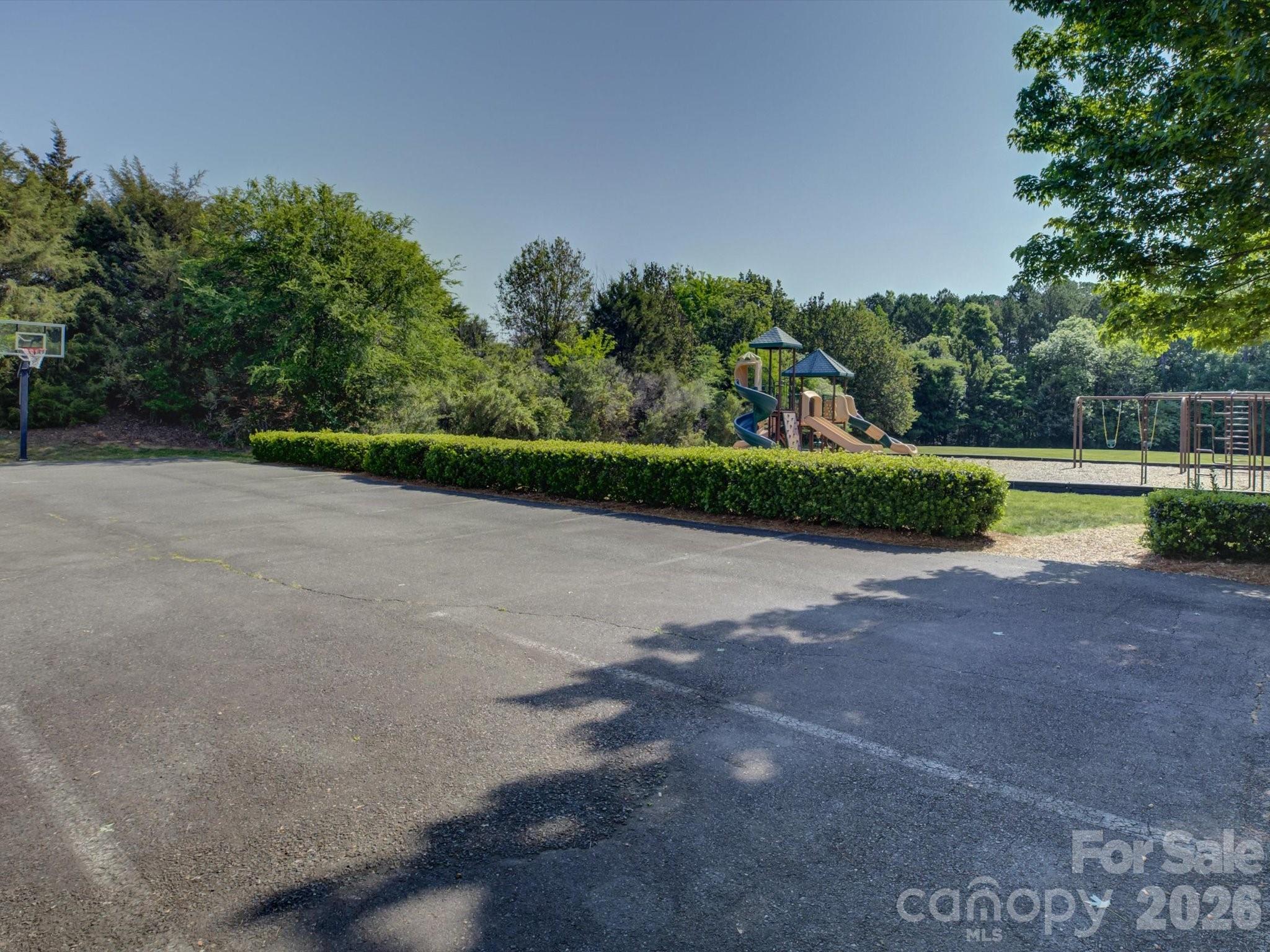 10907 Mcalpine Valley Court Charlotte NC 28277