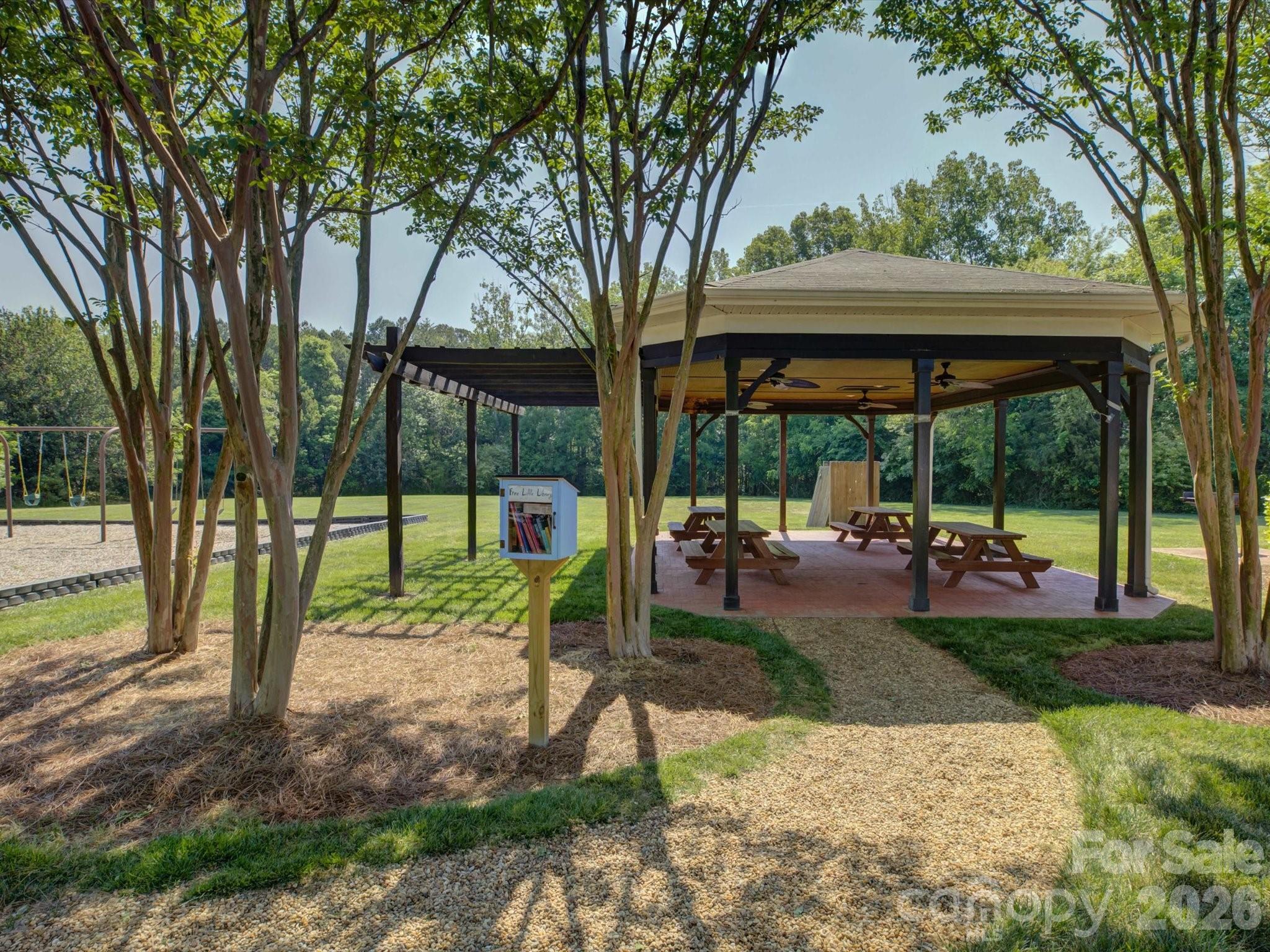 10907 Mcalpine Valley Court Charlotte NC 28277