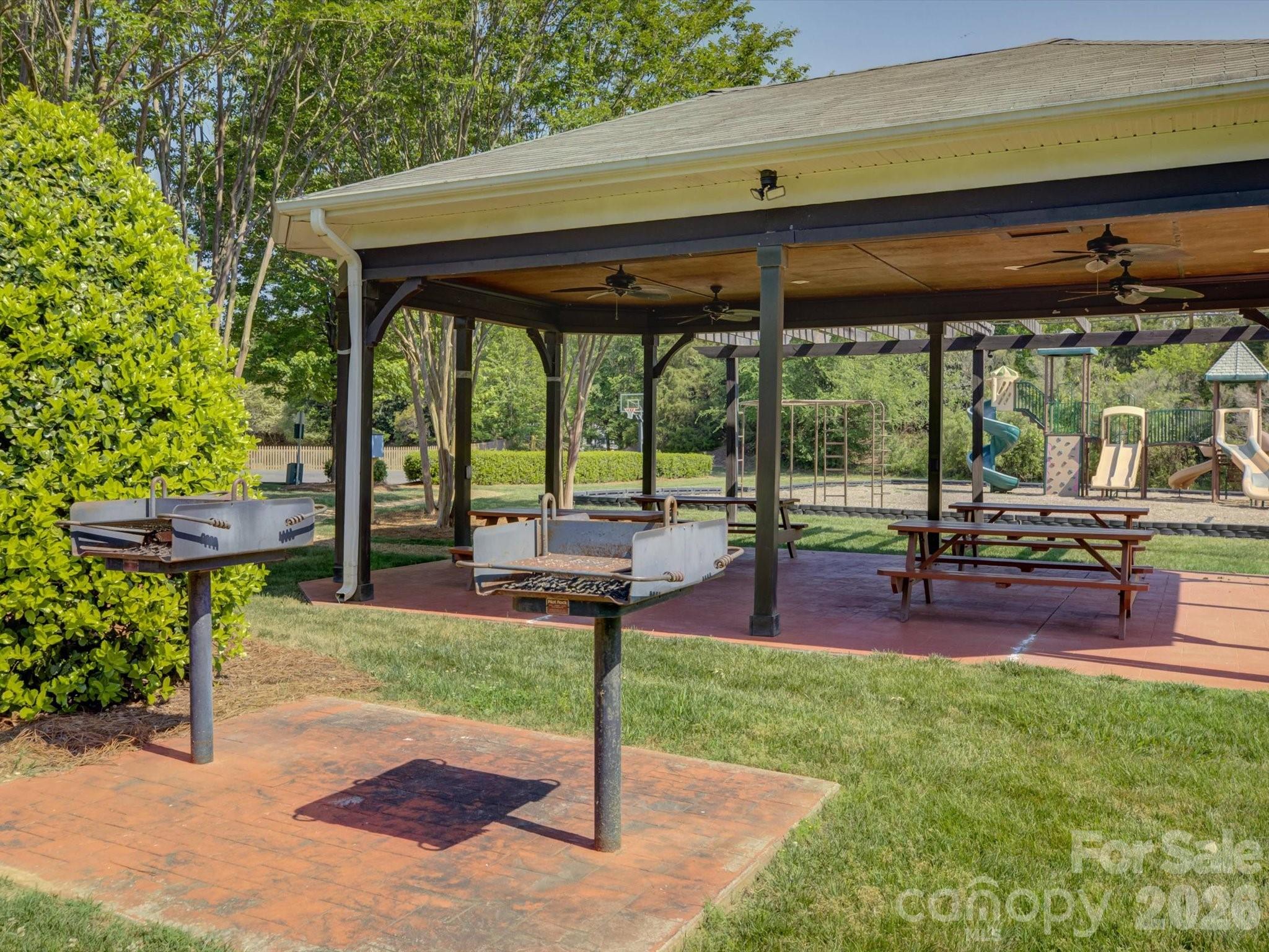 10907 Mcalpine Valley Court Charlotte NC 28277