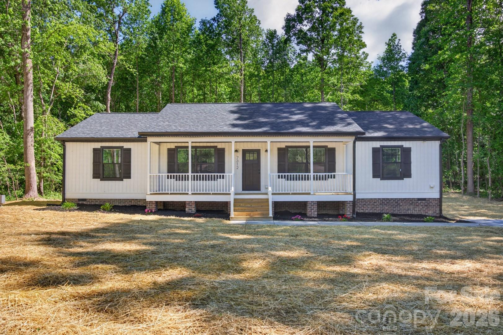 7312 Davis Country Road Randleman NC 27317