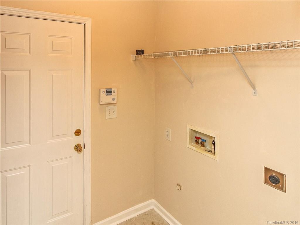 9826 Back Acre Drive Charlotte NC 28213