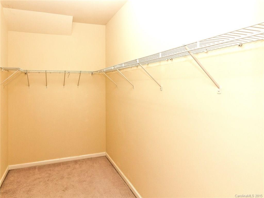9826 Back Acre Drive Charlotte NC 28213
