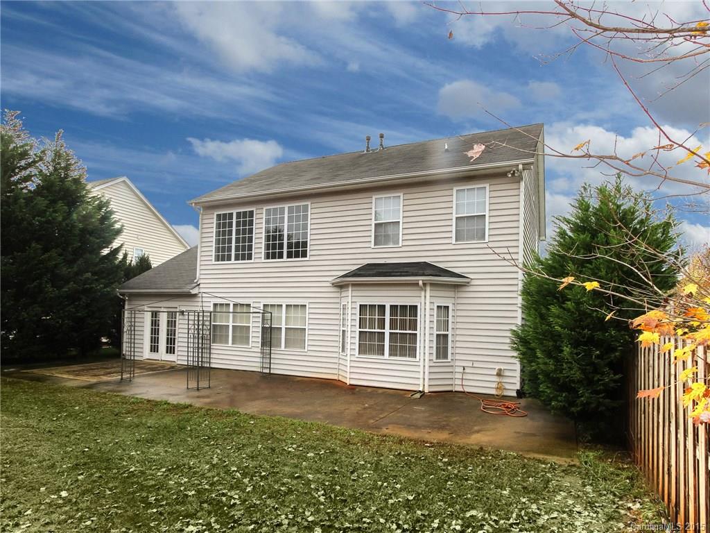 9826 Back Acre Drive Charlotte NC 28213