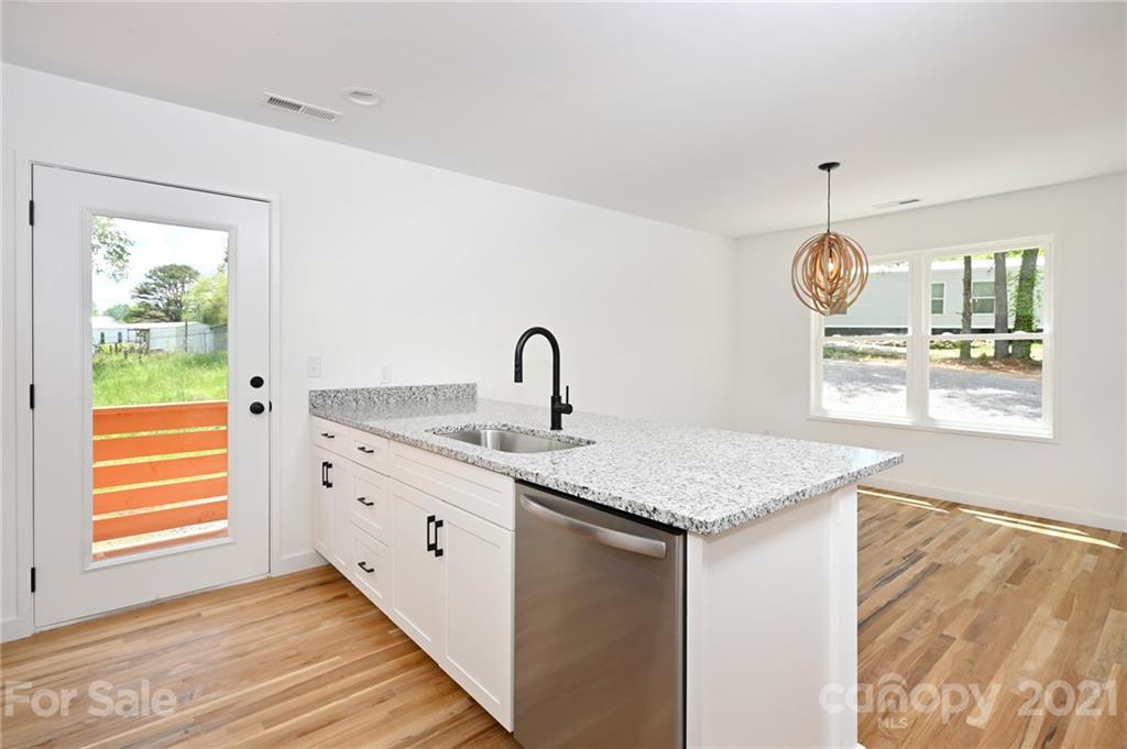 211 Sidewinder Lane Asheville NC 28806