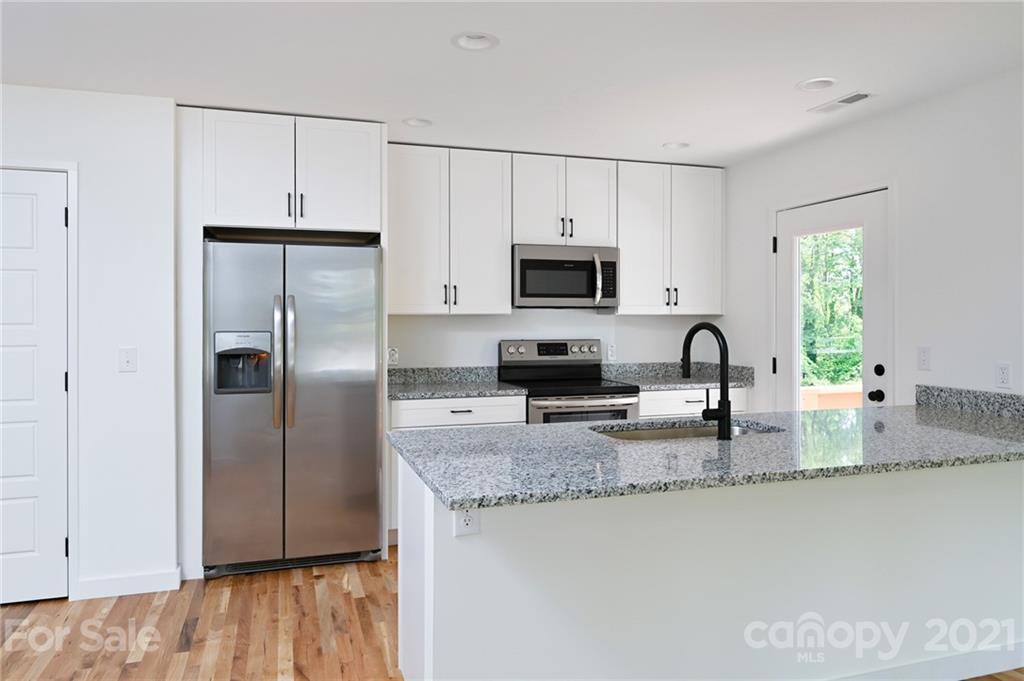 211 Sidewinder Lane Asheville NC 28806