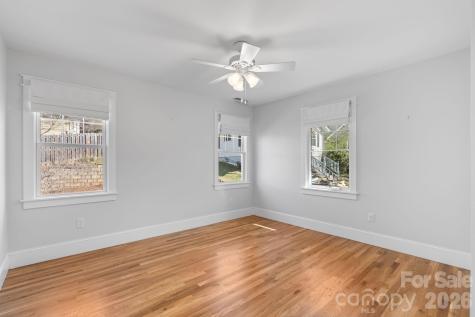 13 North Street Asheville NC 28801