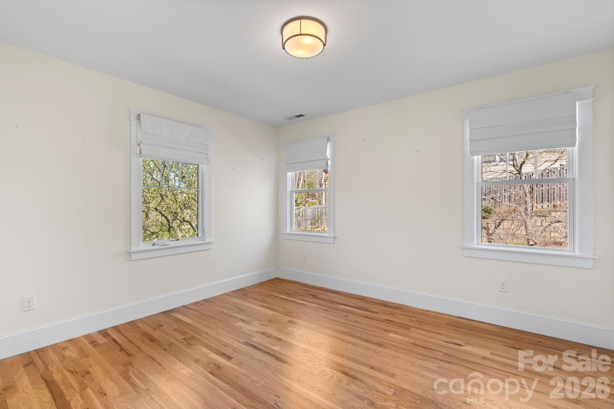 13 North Street Asheville NC 28801