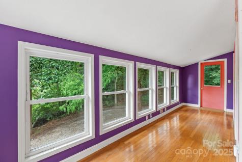 15 Mayfield Road Asheville NC 28804