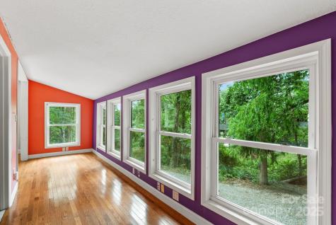 15 Mayfield Road Asheville NC 28804