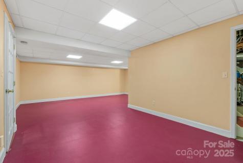 15 Mayfield Road Asheville NC 28804