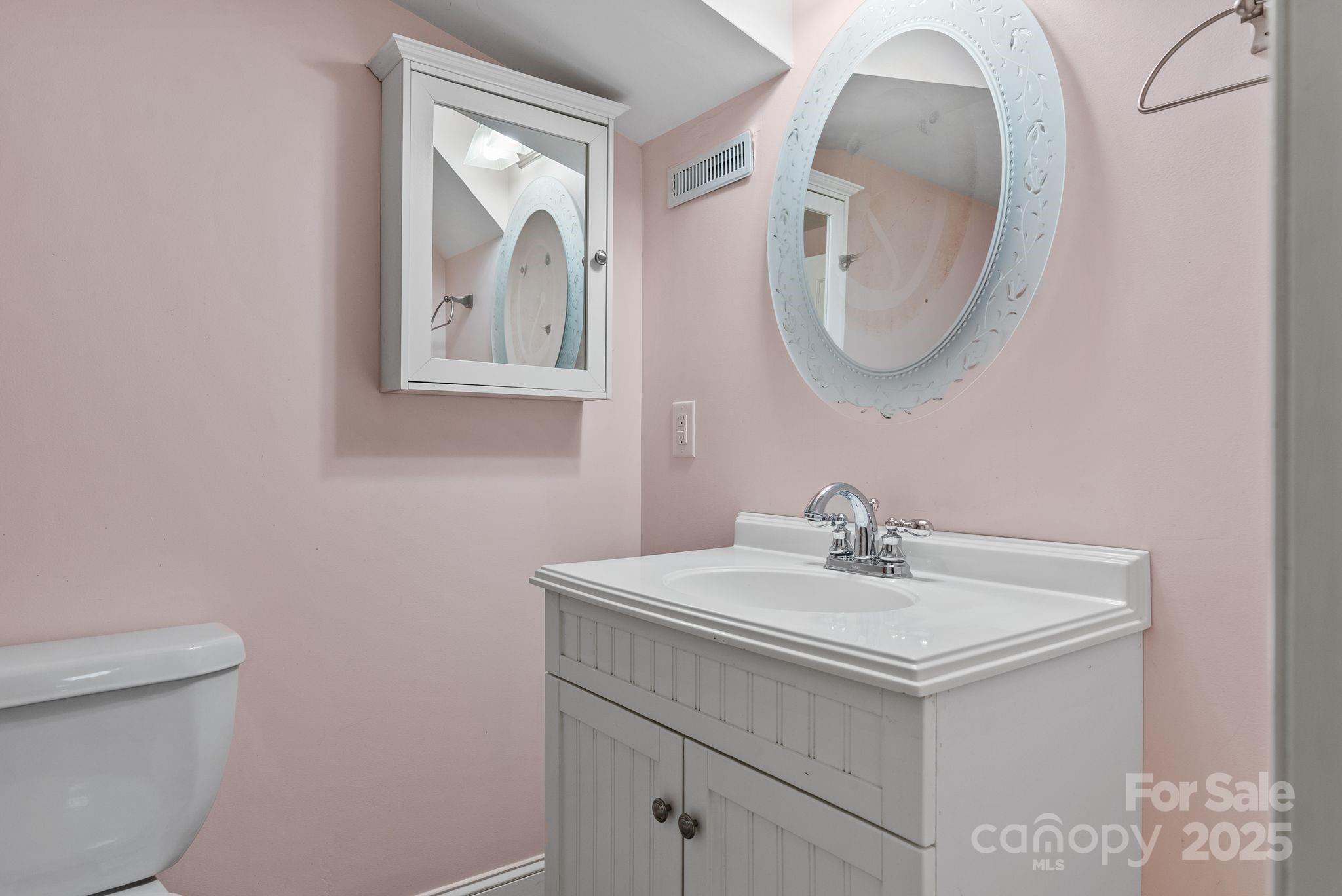 15 Mayfield Road Asheville NC 28804