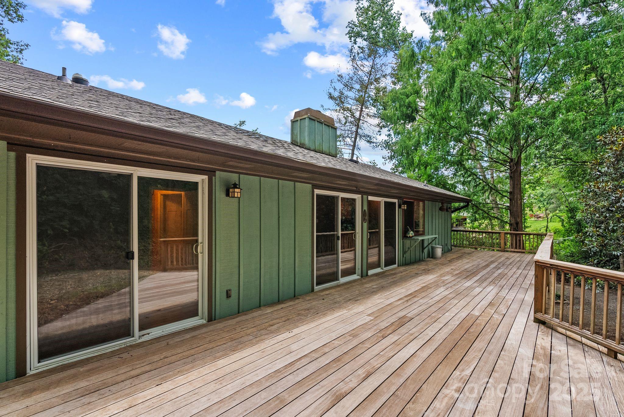 15 Mayfield Road Asheville NC 28804