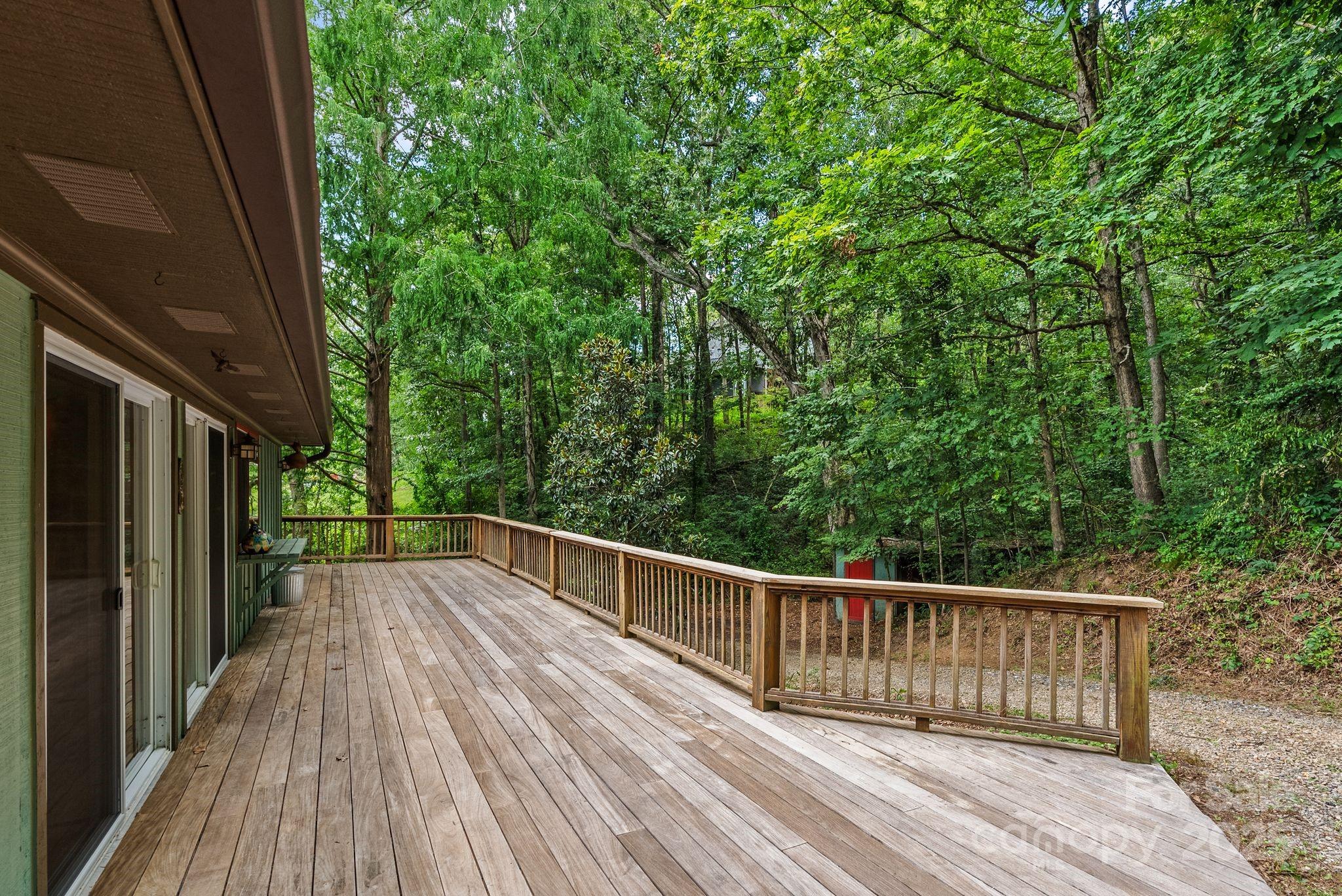 15 Mayfield Road Asheville NC 28804