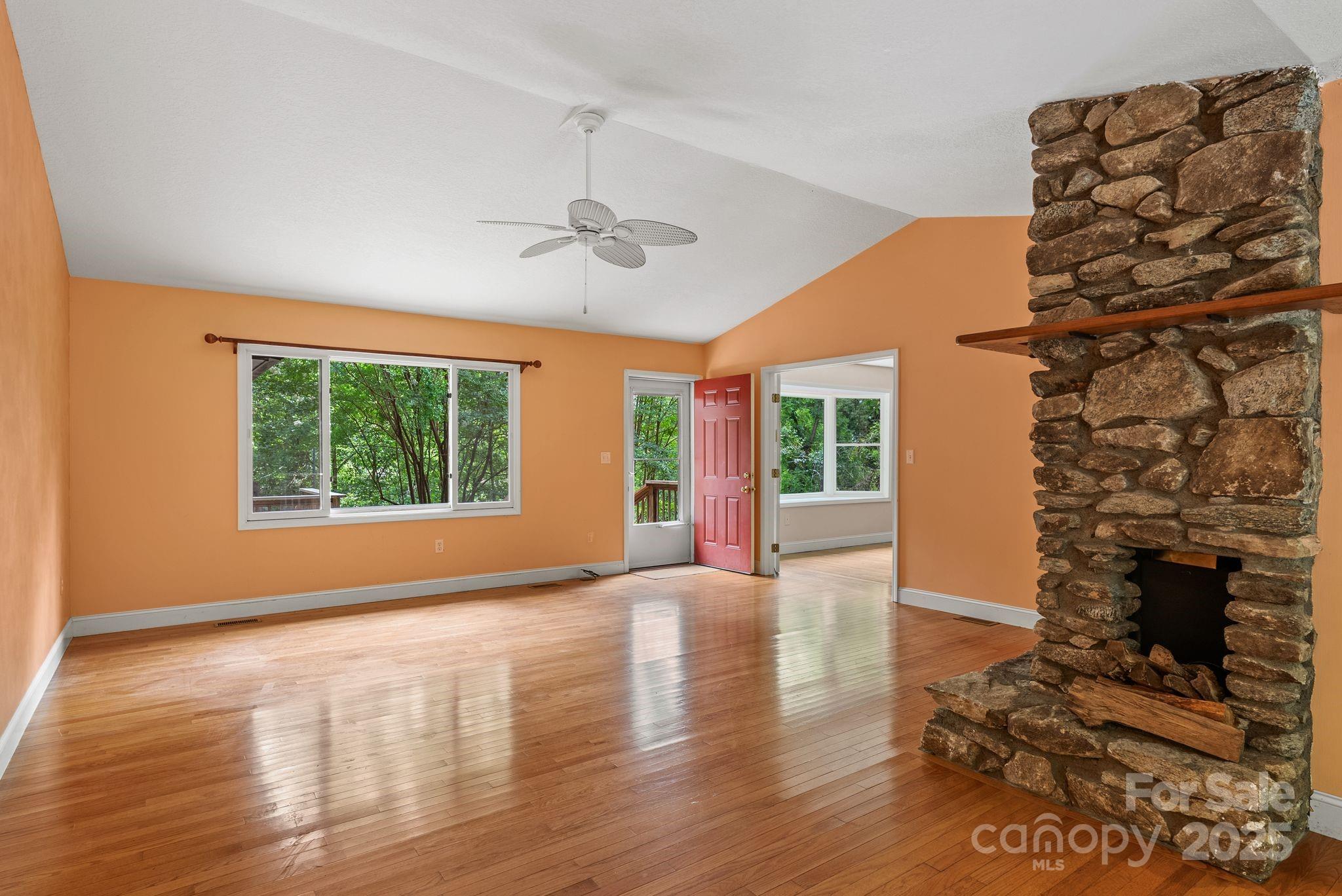 15 Mayfield Road Asheville NC 28804