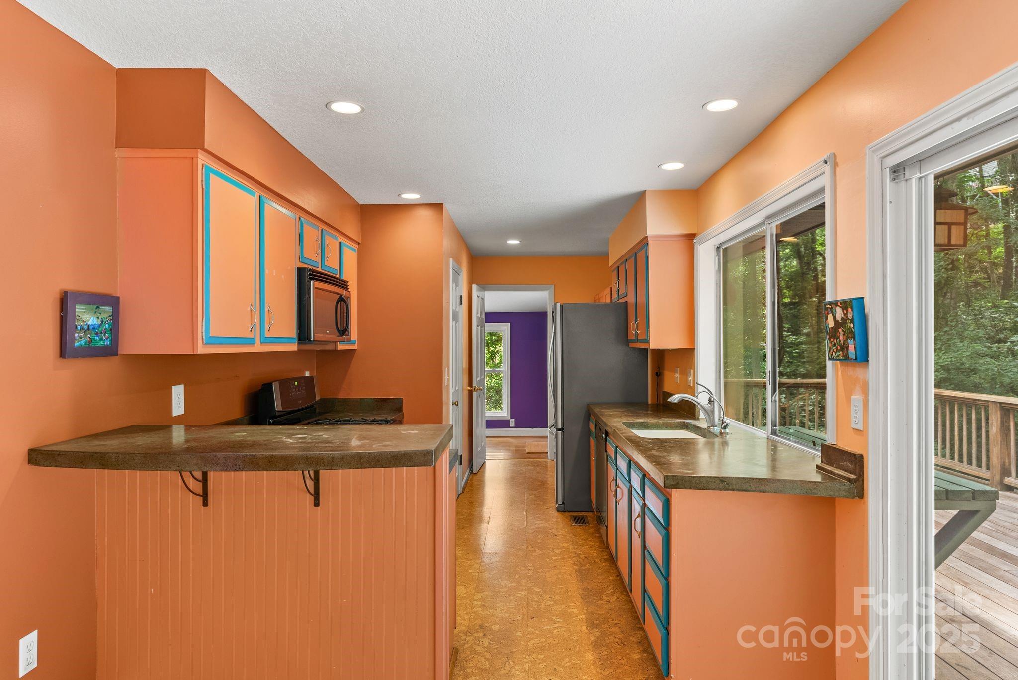 15 Mayfield Road Asheville NC 28804