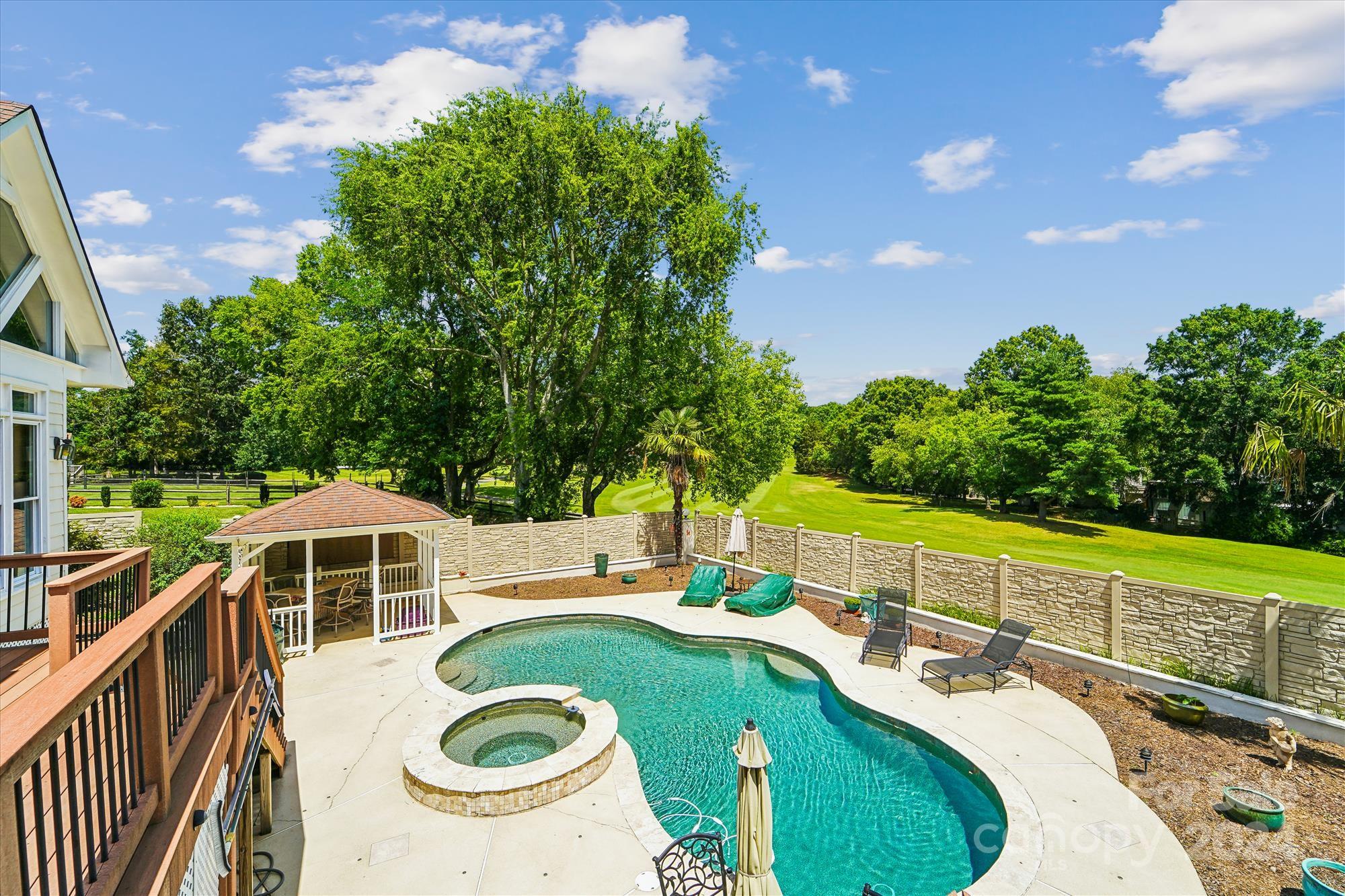 4108 Fairway Downs Court Charlotte NC 28277