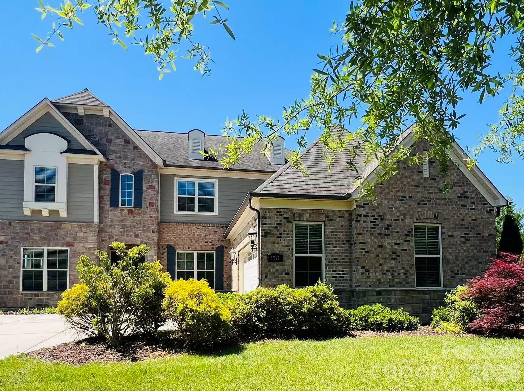 1719 Emory Oak Drive Charlotte NC 28270