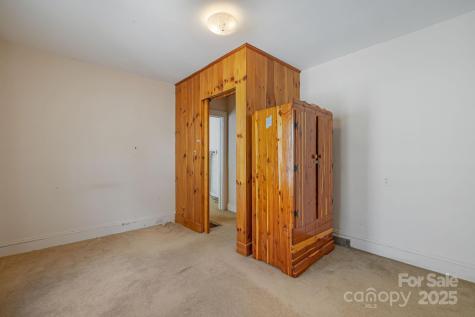 29 Oteen Park Place Asheville NC 28805