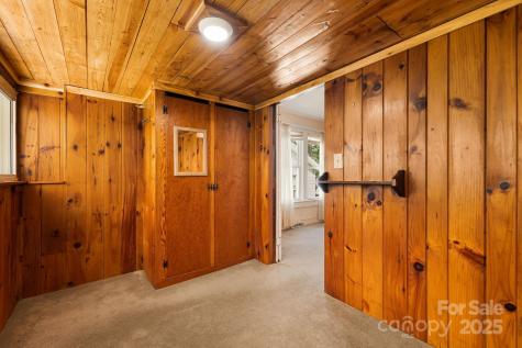 29 Oteen Park Place Asheville NC 28805