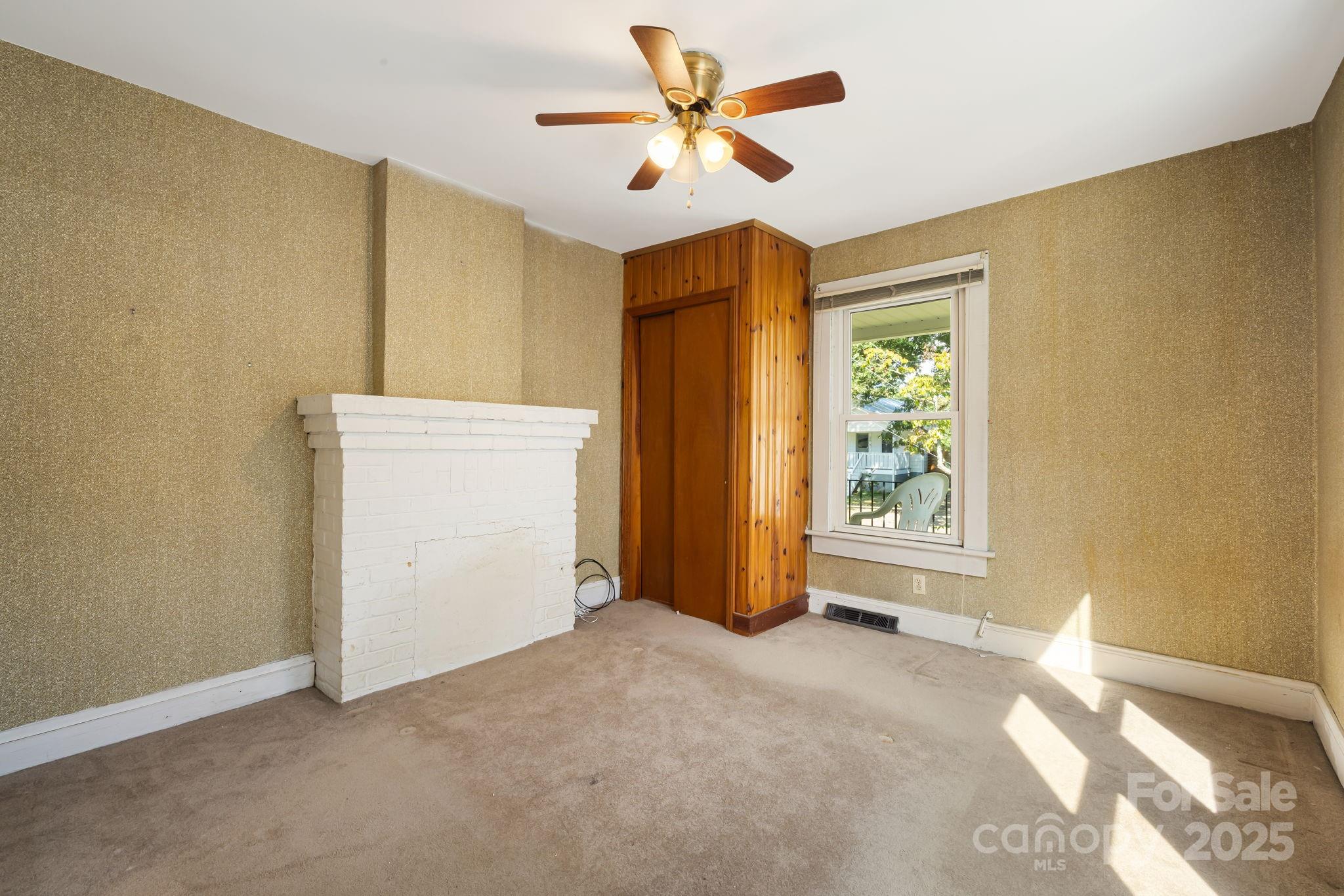 29 Oteen Park Place Asheville NC 28805