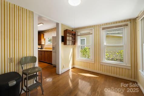 29 Oteen Park Place Asheville NC 28805