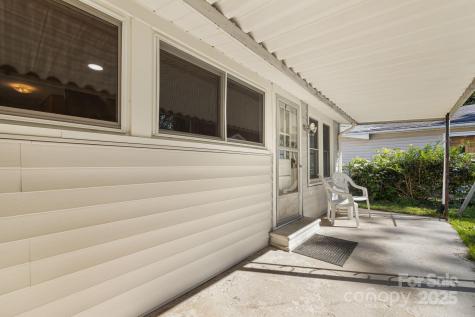 29 Oteen Park Place Asheville NC 28805