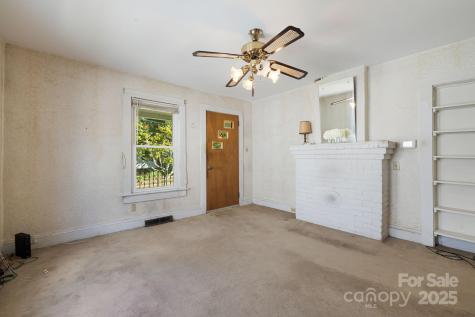 29 Oteen Park Place Asheville NC 28805