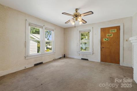 29 Oteen Park Place Asheville NC 28805